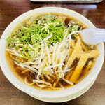 たかばしラーメン 亀岡店的实拍图