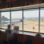 TSUTAYA BOOKSTORE CAFE LOUNGE 福岡空港店的實拍圖