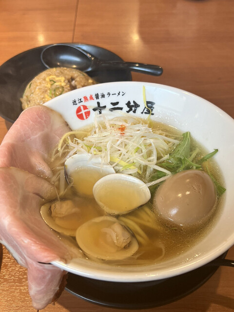 熟成醤油らーめん 十二分屋 城陽店的实拍高清图