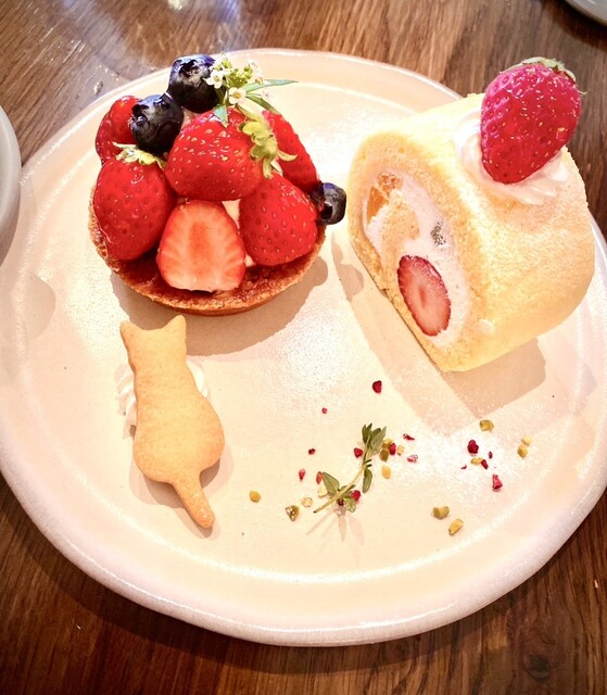 カフェのある暮らしとお菓子のお店的實拍高清圖