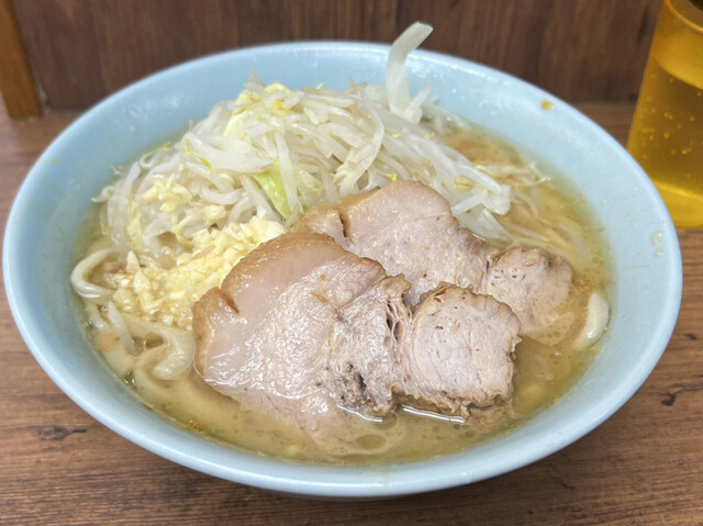 ラーメン二郎 池袋東口店的实拍高清图