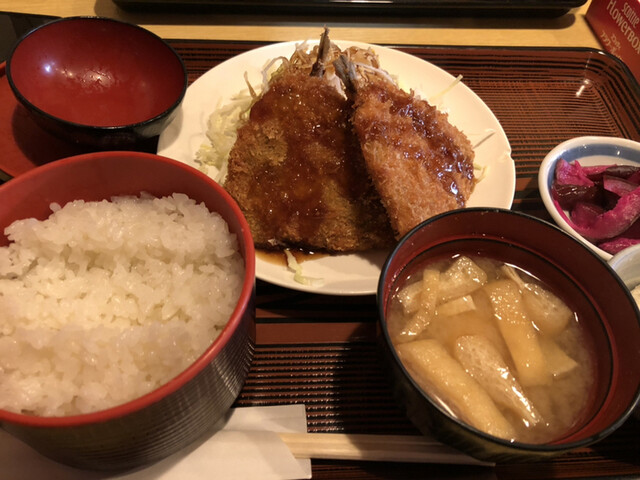 利吉 新宿御苑店的實拍高清圖