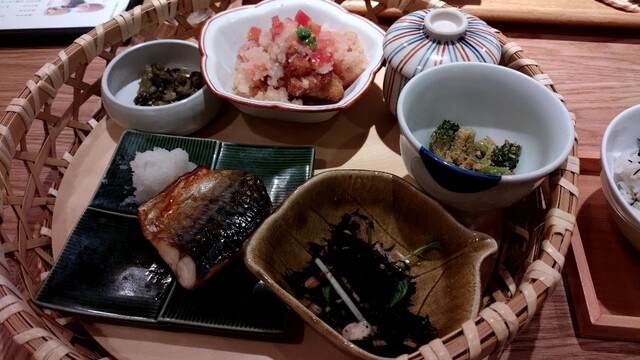 ニホンの食卓つくみ ルミネ荻窪店的實拍高清圖