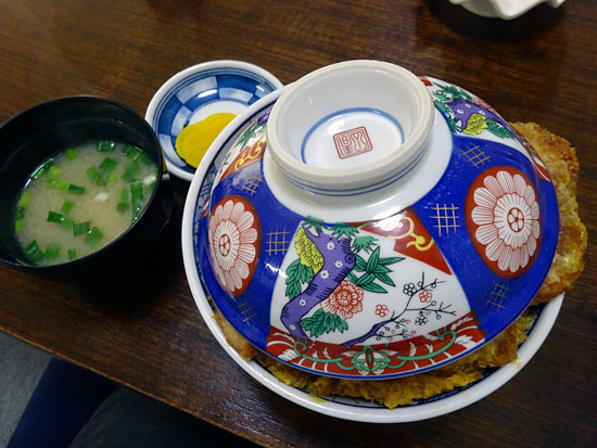 丸勝亭的实拍图