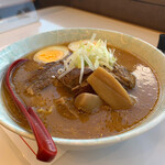 マルエス食堂的实拍图