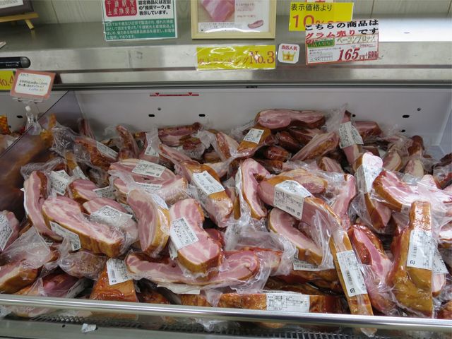 千歳ハム直売店　カンパニュラ的实拍高清图