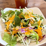 Kalm Cafe&Bar的实拍图