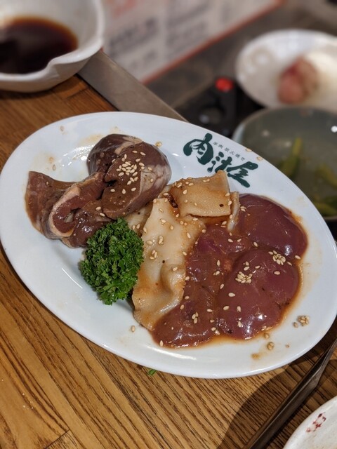 羊肉炭火焼 肉汁屋的實拍高清圖