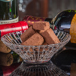 バー クラ クラ的实拍图