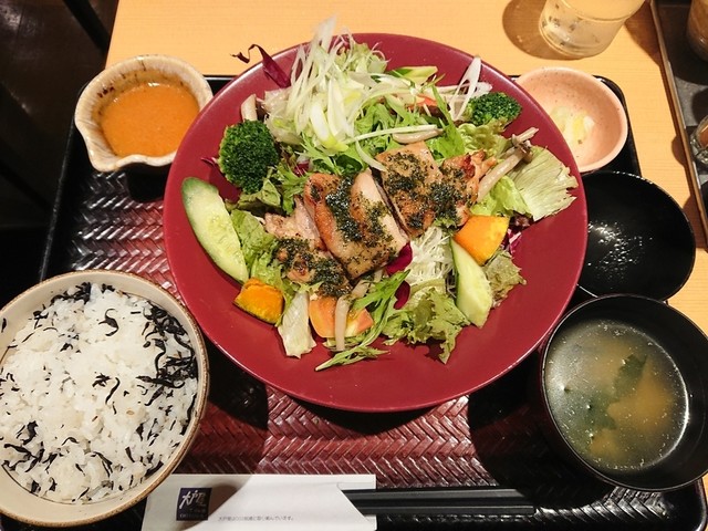 大戸屋 赤羽駅東口店的實拍高清圖