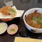 手打そば やま賀的实拍图