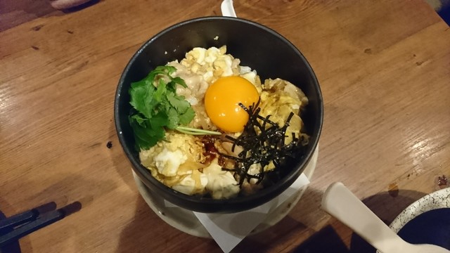 三代目 鳥メロ 神田西口駅前店的實拍高清圖