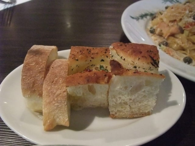 エミリア的實拍高清圖