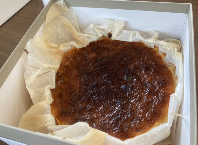 recommendations image for BASQUE CHEESE CAKE ENRIKE