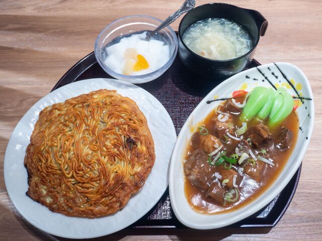 梅蘭 ヤエチカ店的實拍高清圖