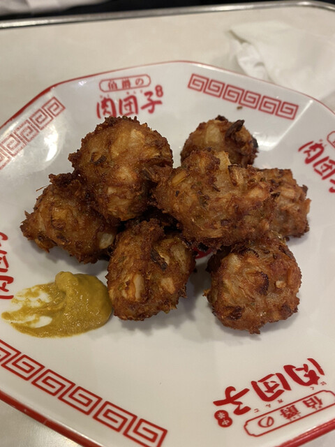 伯爵の肉団子 新宿御苑店的实拍高清图