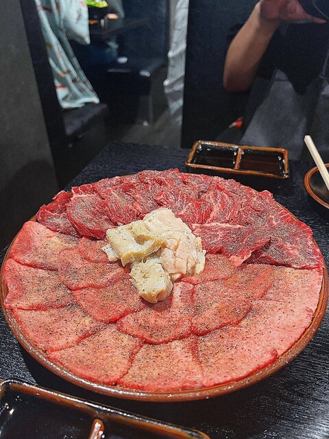 広尾 焼肉 暴飲暴食的实拍高清图