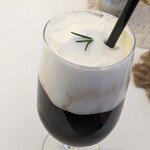 DEN CAFE的实拍图