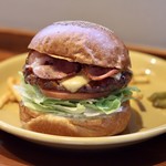 バーガーショップホットボックス的实拍图