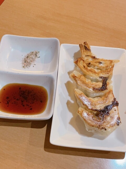 餃子の勝 豊中本店的實拍高清圖