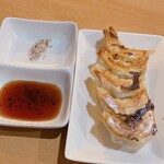 餃子の勝 豊中本店的實拍圖