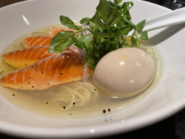 鶏そば・ラーメン Tonari的實拍高清圖