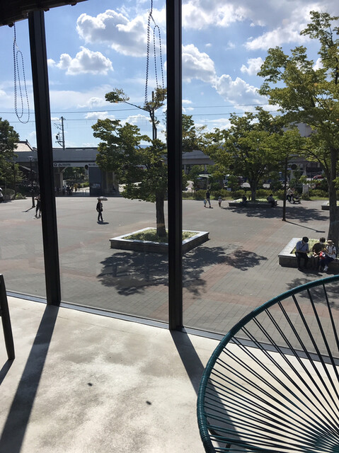 スターバックスコーヒー ビバスクエア京都 梅小路公園店的实拍高清图