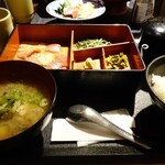 海鮮居酒屋 羽田市場的实拍图