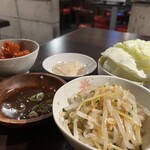 羊食市場しまだや 狸小路店的实拍图