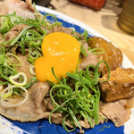 肉めし岡もと 御徒町店的實拍圖