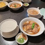 recommendations for 広東料理 民生 ヒルトンプラザウエスト店