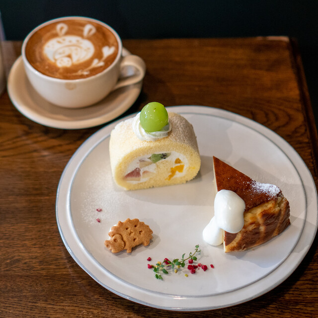 カフェのある暮らしとお菓子のお店的實拍高清圖