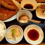 魚食堂 きてれつ 堀留町店的实拍图
