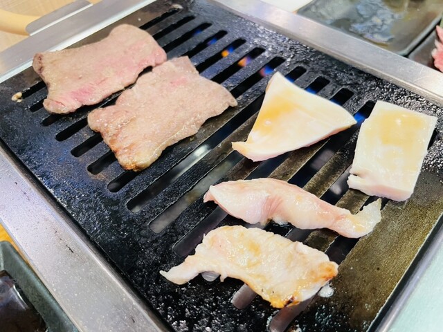 立喰い焼肉 治郎丸 秋葉原店的實拍高清圖