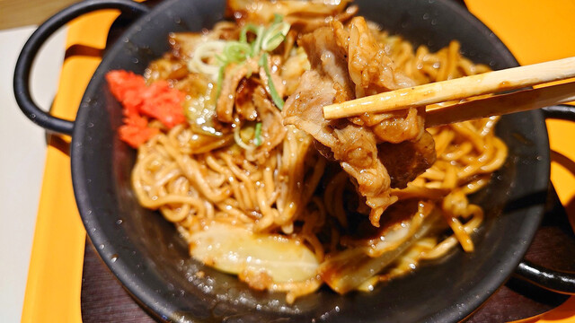 焼きそばとハイボール パック 京都タワーサンド店的实拍高清图