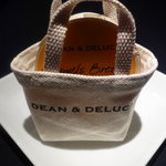 DEAN & DELUCA MARKET STORES 八重洲的實拍圖