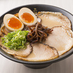 らーめん二男坊 博多本店的實拍圖