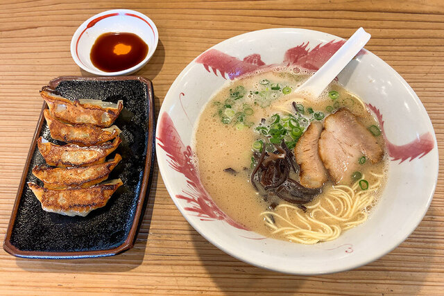 ラーメン龍の家 春日店的实拍高清图
