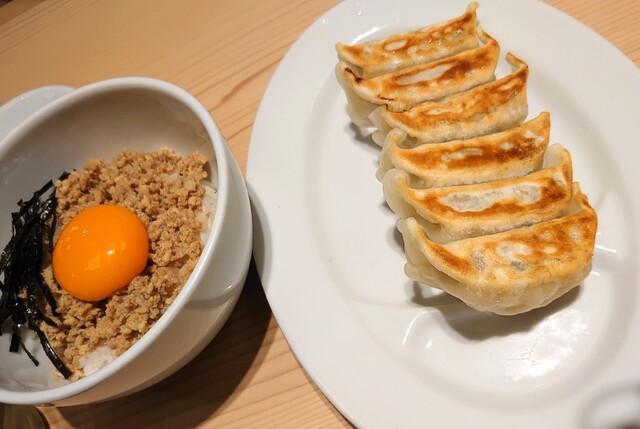 recommendations image for 塩らーめん専門 ひるがお 大阪エディオンなんば本店