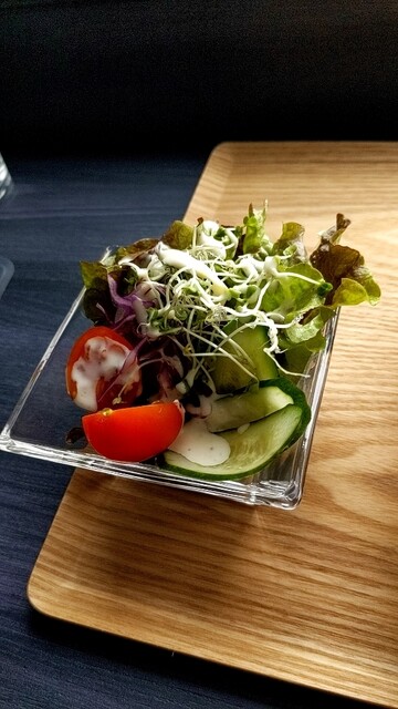 Cafe&Diningbar With Cat's Lamp的实拍高清图