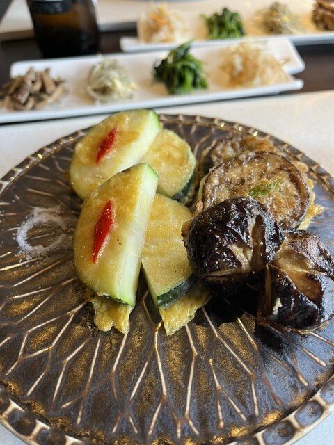 韓国料理 KOREAN DINING HAN CHEF 下北沢店的实拍高清图