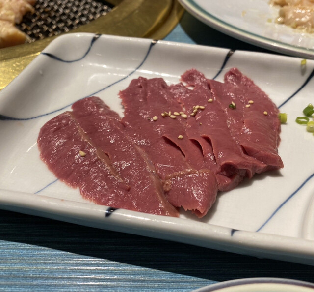 recommendations image for 炭火焼肉 こうしん