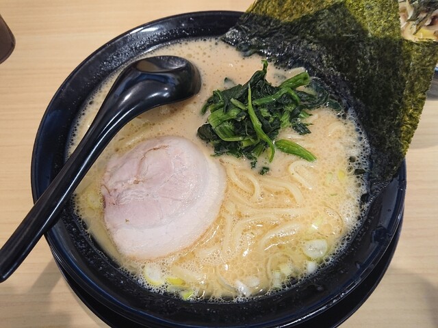 横浜家系ラーメン 龍馬家 柳川店的實拍高清圖