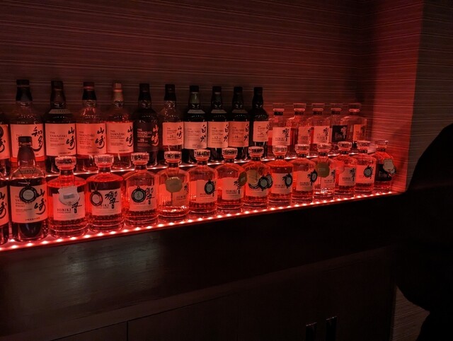 BAR ライオン的實拍高清圖