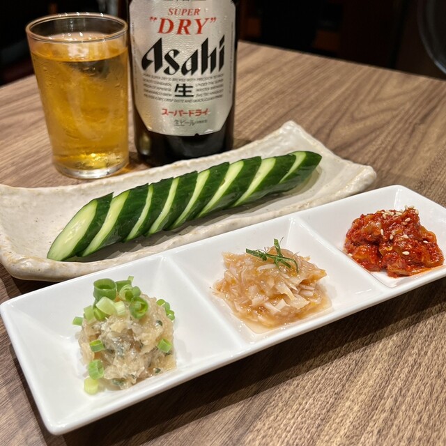 牛ホルモンと鮮魚 牛富屋的實拍高清圖