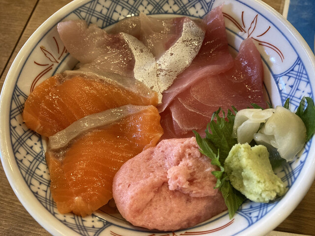 磯丸水産 なんば南海通り店的實拍高清圖