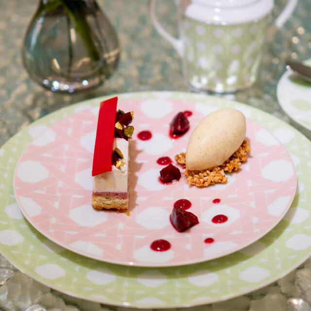 recommendations image for CAFE DIOR by LADUREE