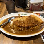 吉象カレー的实拍图