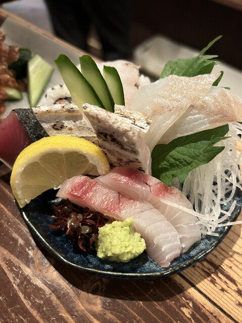 立ち飲み じんべえ的實拍高清圖