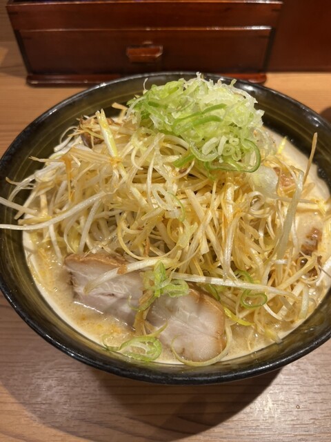 いと井 東京ラーメン横丁店的實拍高清圖